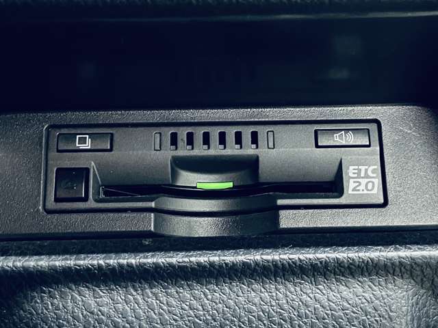 トヨタ ノア ２．０ ＳＩ ＷＸＢ H30年 (近畿) 99