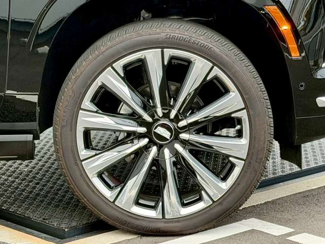 キャデラック エスカレード プラチナム ４ＷＤ R7年 (近畿) 99