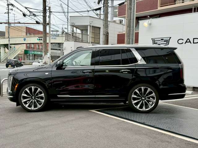 キャデラック エスカレード プラチナム ４ＷＤ R7年 (近畿) 99