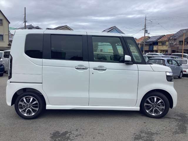 ホンダ Ｎ　ＢＯＸ カスタム ６６０ R8年 (近畿) 99