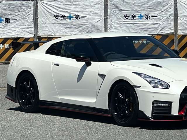 日産 ＧＴ−Ｒ ３．８ ＮＩＳＭＯ ４ＷＤ H29年 (近畿) 99