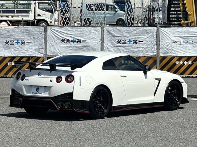日産 ＧＴ−Ｒ ３．８ ＮＩＳＭＯ ４ＷＤ H29年 (近畿) 99