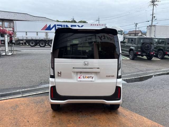 ホンダ Ｎ　ＢＯＸ カスタム ６６０ ターボ コーディネートスタイル ２トーン R8年 () 99