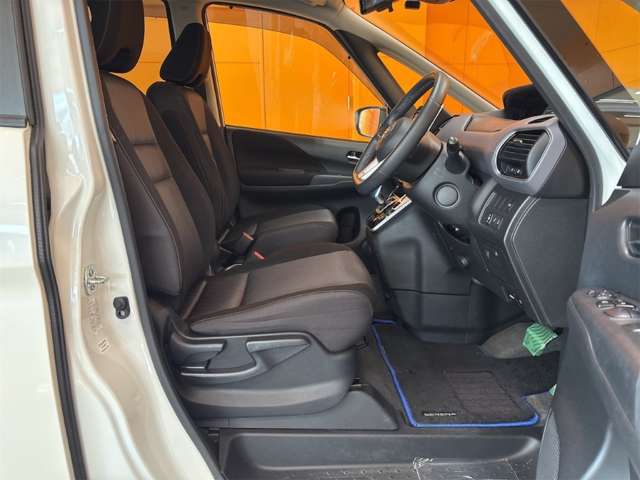 日産 セレナ １．２ Ｅ－ＰＯＷＥＲ ハイウェイスター Ｖ R3年 () 99