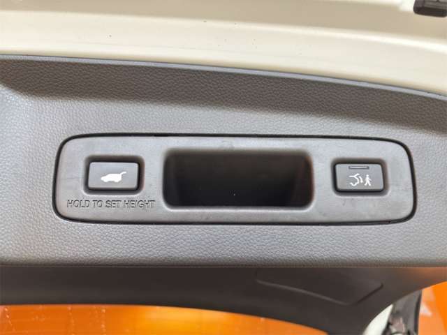 ホンダ ヴェゼル １．５ Ｅ：ＨＥＶ プレイ R3年 () 99