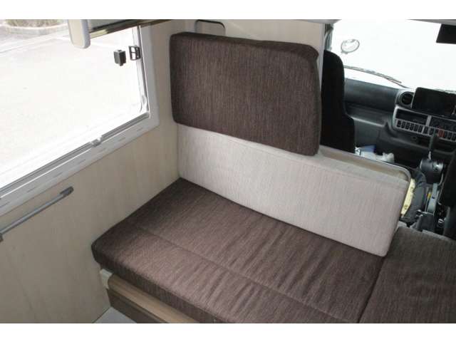 トヨタ カムロード バンテック R1年 (中国) 99
