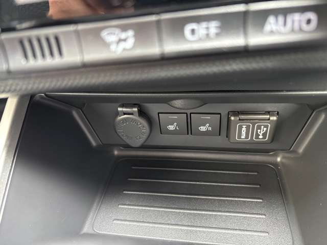 トヨタ ライズ １．０ Ｚ ４ＷＤ R8年 () 99