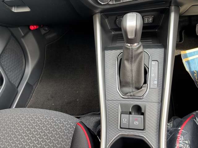 トヨタ ライズ １．０ Ｚ ４ＷＤ R8年 () 99