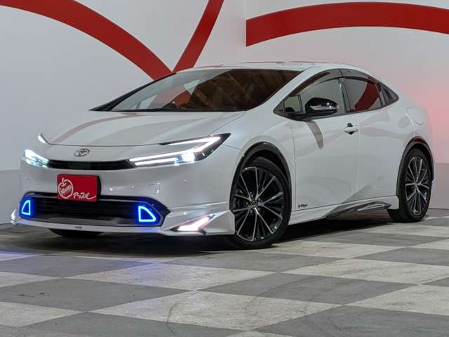 トヨタ プリウス ２．０ Ｚ Ｅ－ＦＯＵＲ ４ＷＤ R5年 (東北) 99
