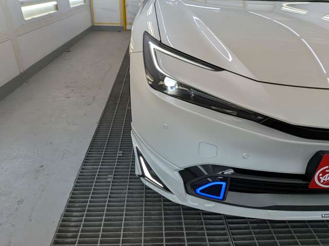 トヨタ プリウス ２．０ Ｚ Ｅ－ＦＯＵＲ ４ＷＤ R5年 (東北) 99