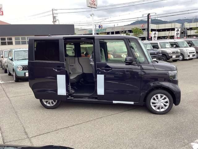 ホンダ Ｎ　ＢＯＸ ６６０ R8年 (四国) 99