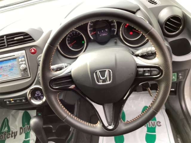ホンダ フィット　シャトル １．５ １５Ｘ H24年 () 99