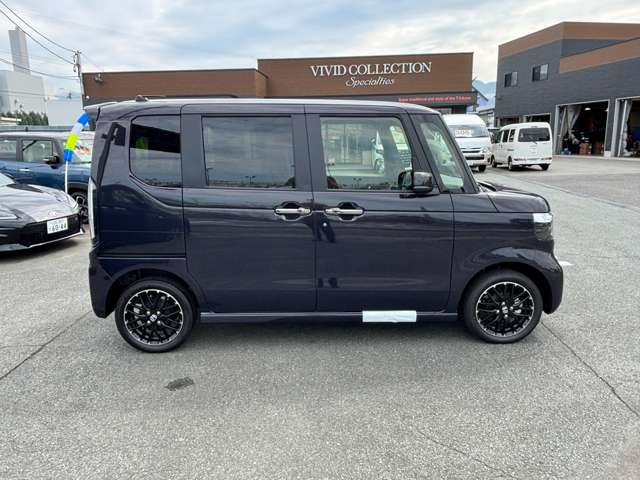 ホンダ Ｎ　ＢＯＸ カスタム ６６０ コーディネートスタイル モノトーン ４ＷＤ R8年 (東北) 99