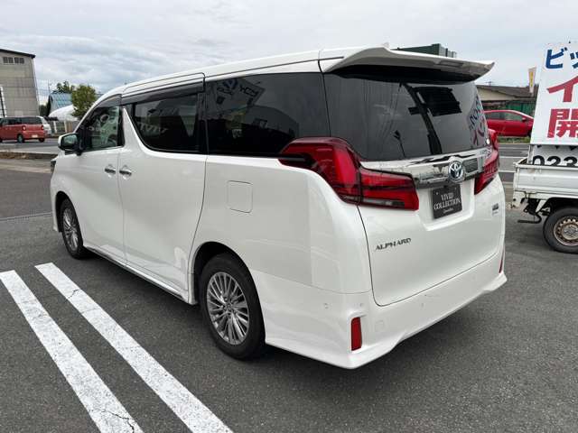 トヨタ アルファード　ハイブリッド ハイブリッド ２．５ Ｓ タイプゴールドＩＩＩ Ｅ－ＦＯＵＲ ４ＷＤ R4年 (東北) 99