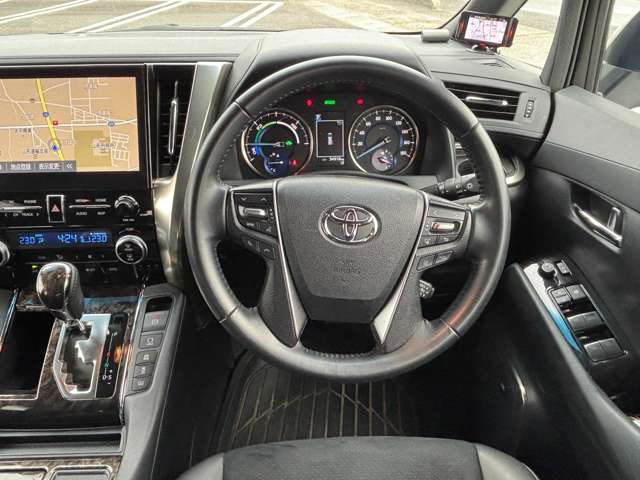 トヨタ アルファード　ハイブリッド ハイブリッド ２．５ Ｓ タイプゴールドＩＩＩ Ｅ－ＦＯＵＲ ４ＷＤ R4年 (東北) 99