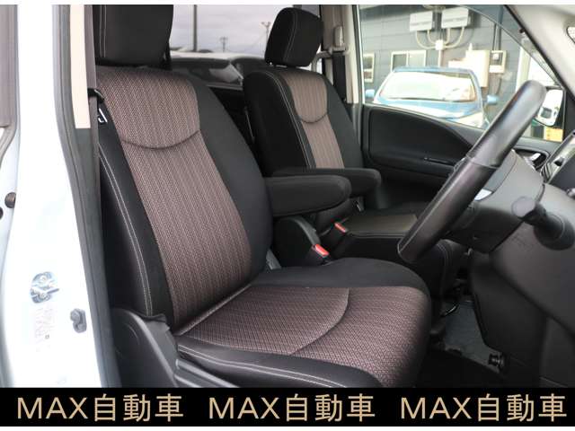 日産 セレナ ２．０ ハイウェイスター Ｖエアロモード＋ＳＡＦＥＴＹＩＩ Ｓ－ＨＹＢＲＩＤ H27年 (関東) 99