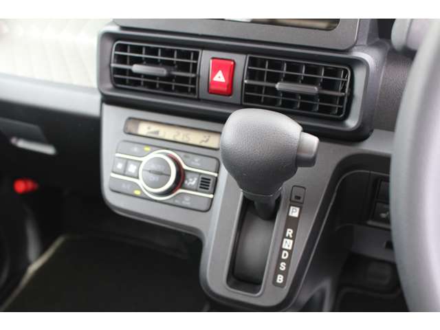 ダイハツ タント ６６０ Ｘ R4年 (中国) 99