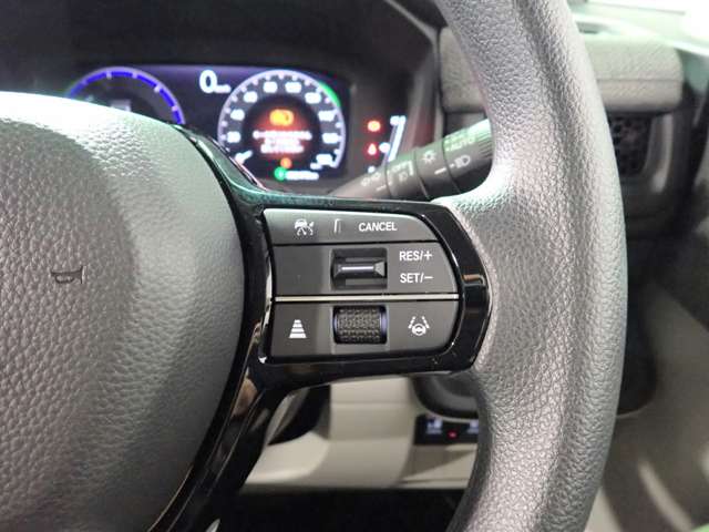 ホンダ ステップワゴン　ハイブリッド ２．０ Ｅ：ＨＥＶ エアー ＥＸ R7年 () 99