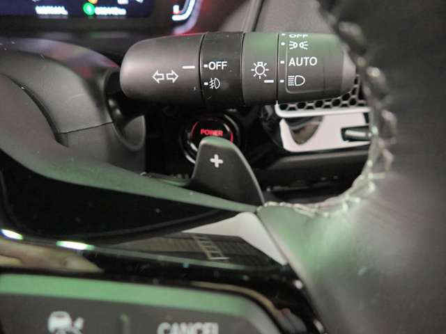 ホンダ シビック ２．０ Ｅ：ＨＥＶ ＬＸ R7年 () 99