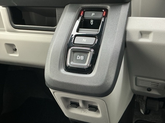ホンダ Ｎ−ＶＡＮ　ｅ： ｅ：Ｌ４ R7年 (近畿) 99