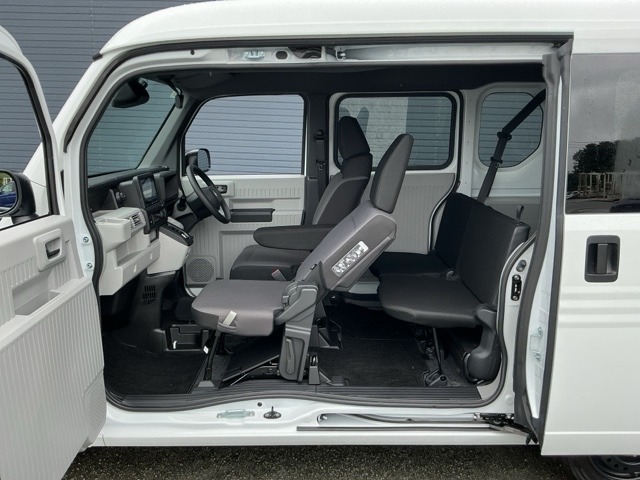 ホンダ Ｎ−ＶＡＮ　ｅ： ｅ：Ｌ４ R7年 (近畿) 99