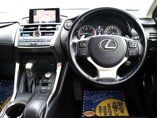 レクサス ＮＸ２００ｔ ２００Ｔ ４ＷＤ H28年 (関東) 99