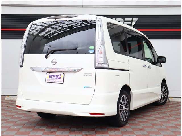日産 セレナ ２．０ ハイウェイスター Ｖセレクション＋ＳＡＦＥＴＹＩＩ Ｓ－ＨＹＢＲＩＤ H27年 () 99