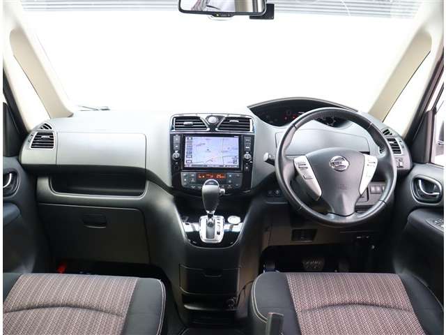 日産 セレナ ２．０ ハイウェイスター Ｖセレクション＋ＳＡＦＥＴＹＩＩ Ｓ－ＨＹＢＲＩＤ H27年 () 99
