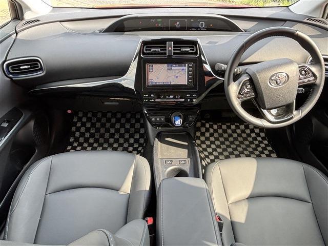トヨタ プリウス １．８ Ｓ ツーリングセレクション R2年 () 99