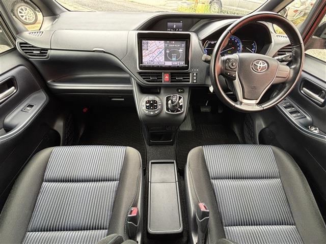 トヨタ ヴォクシー １．８ ハイブリッド ＺＳ H28年 (東海) 99
