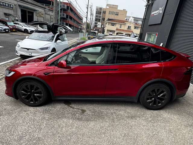 テスラ モデルＸ ロングレンジ ＡＷＤ クリーム内装 ５人乗リ R5年 () 99