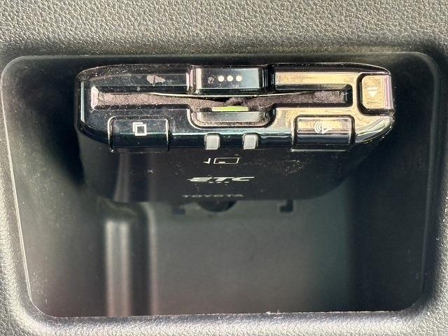 トヨタ ピクシス　メガ ６６０ Ｇターボ ＳＡＩＩ H29年 (近畿) 99