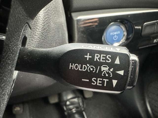 トヨタ プリウスＰＨＶ １．８ Ｓ セーフティパッケージ R1年 () 99
