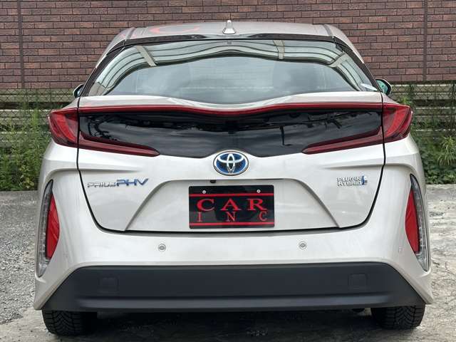 トヨタ プリウスＰＨＶ １．８ Ｓ セーフティパッケージ R1年 () 99