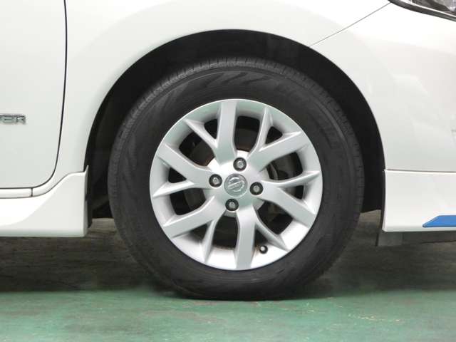 日産 ノート １．２ Ｅ－ＰＯＷＥＲ メダリスト H30年 () 99