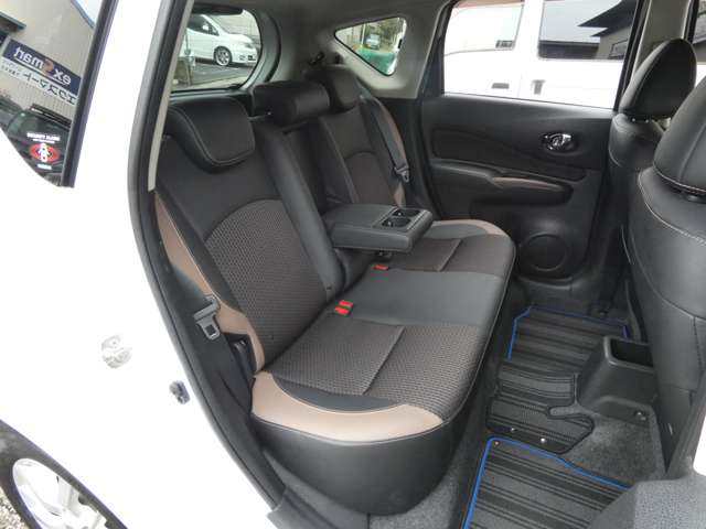 日産 ノート １．２ Ｅ－ＰＯＷＥＲ メダリスト H30年 () 99