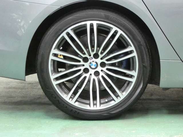 ＢＭＷ ５シリーズ ５３０Ｅ Ｉパフォーマンス Ｍスポーツ H29年 () 99