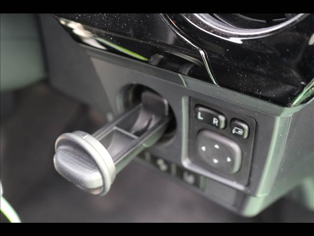 トヨタ カローラフィールダー １．５Ｇ H30年 (関東) 99