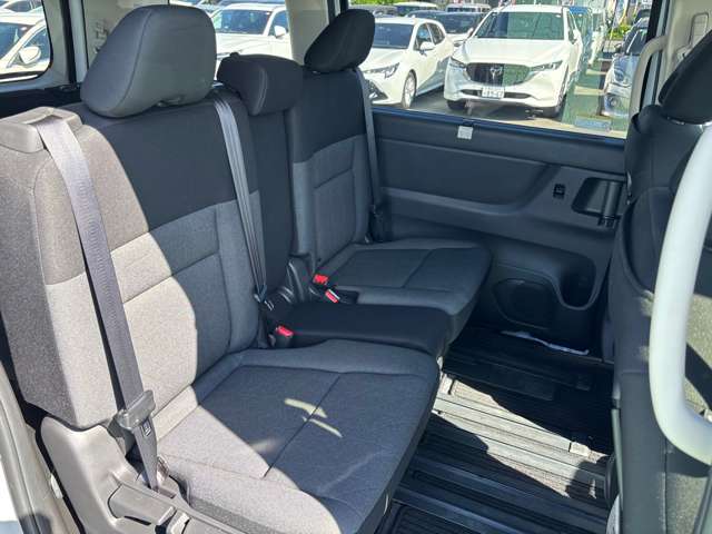 日産 セレナ １．４ Ｅ－ＰＯＷＥＲ ＸＶ R6年 (九州・沖縄) 99