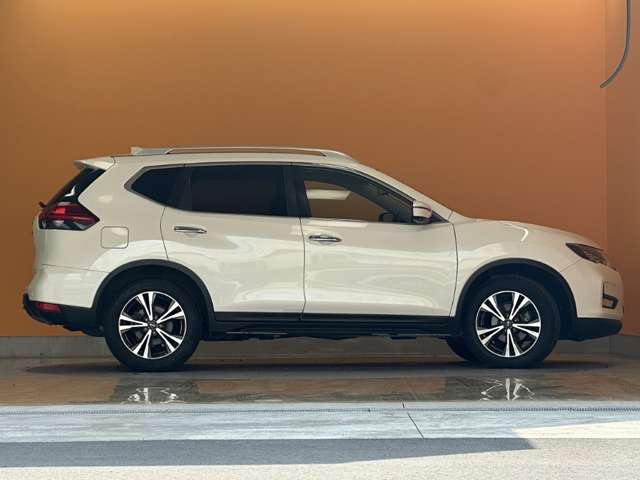 日産 エクストレイル ２．０ ２０ＸＩ ２列車 ４ＷＤ H30年 (甲信越・北陸) 99