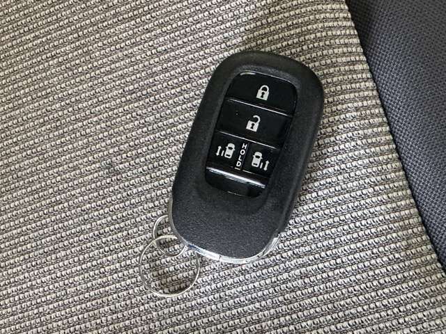 ホンダ Ｎ　ＢＯＸ ６６０ ファッションスタイル ２トーン R8年 () 99