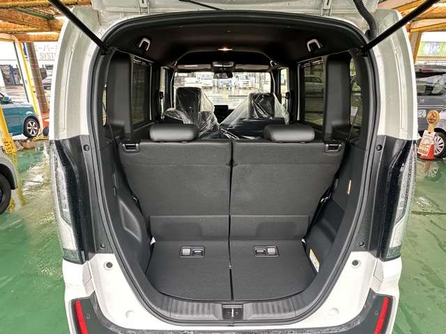 ホンダ Ｎ　ＢＯＸ カスタム ６６０ ターボ R8年 () 99