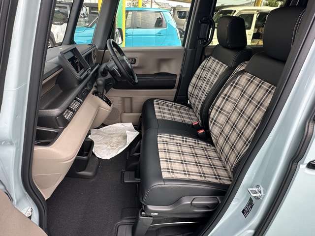 ホンダ Ｎ　ＢＯＸ ジョイ ６６０ ターボ ２トーン R8年 () 99