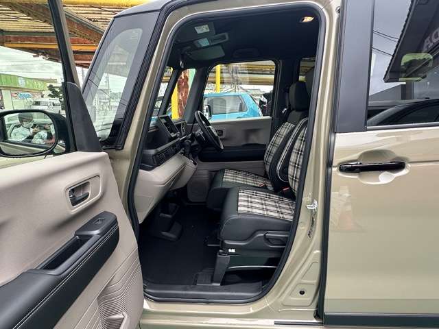 ホンダ Ｎ　ＢＯＸ ジョイ ６６０ ターボ ２トーン R8年 () 99