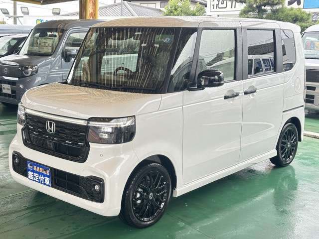 ホンダ Ｎ　ＢＯＸ カスタム ６６０ ターボ ブラック スタイル R8年 () 99
