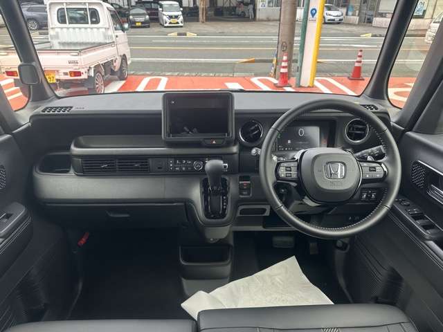 ホンダ Ｎ　ＢＯＸ カスタム ６６０ ターボ コーディネートスタイル ２トーン R8年 () 99