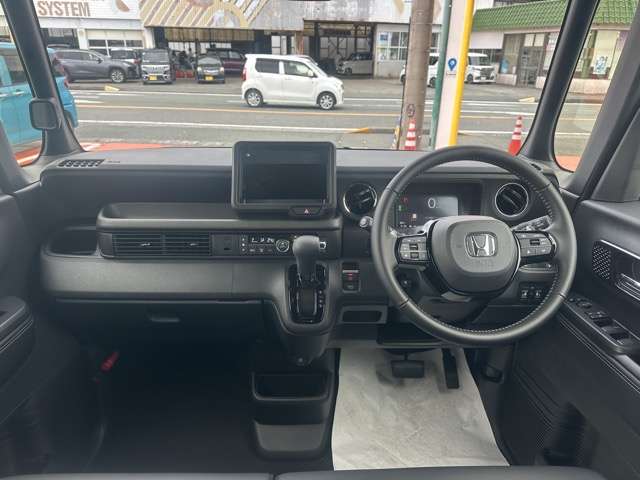 ホンダ Ｎ　ＢＯＸ カスタム ６６０ ターボ コーディネートスタイル ２トーン R8年 () 99