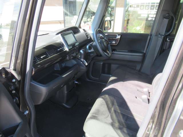 ホンダ Ｎ　ＢＯＸ カスタム ６６０ Ｇ Ｌ ホンダセンシング R1年 (甲信越・北陸) 99