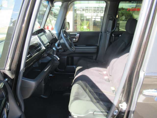 ホンダ Ｎ　ＢＯＸ カスタム ６６０ Ｇ Ｌ ホンダセンシング R1年 (甲信越・北陸) 99