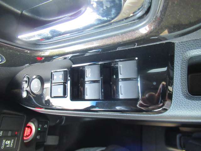ホンダ Ｎ　ＢＯＸ カスタム ６６０ Ｇ Ｌ ホンダセンシング R1年 (甲信越・北陸) 99